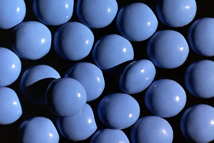 古尔德的32个短片剧照2