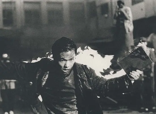 美丽青年全泰壹剧照1