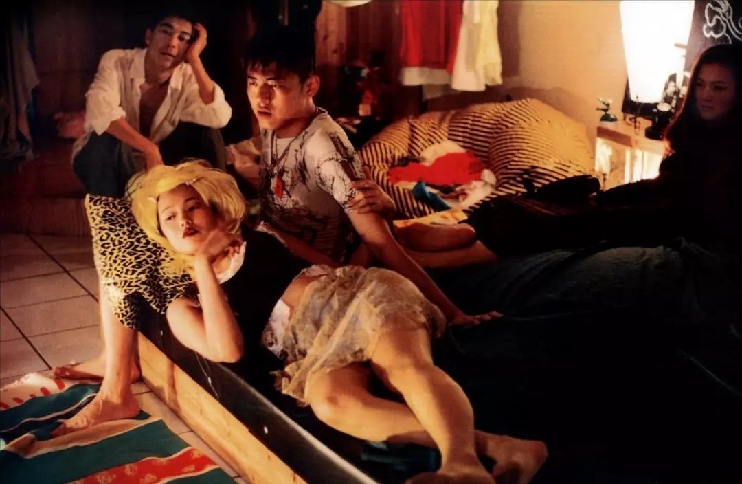 南国再见，南国剧照2