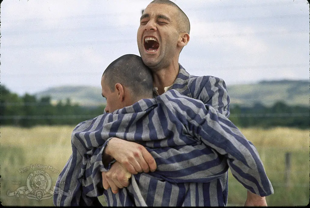 生命中不能承受之情剧照2