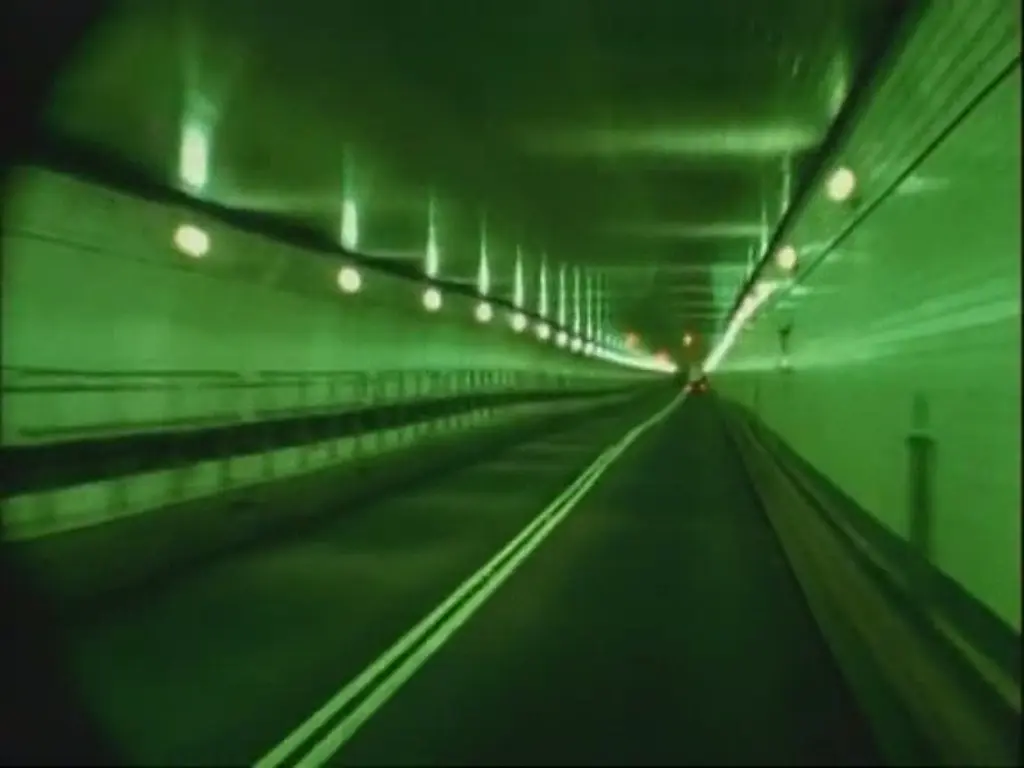 相遇是容易的剧照2