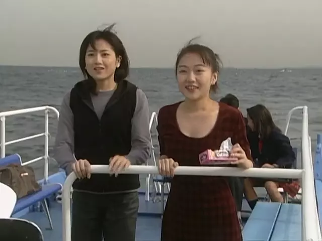 赛文奥特曼 空中飞舞的大铁块剧照2