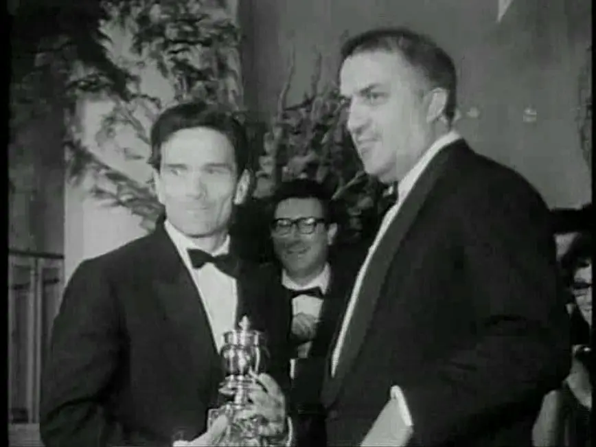 费里尼自画像剧照3