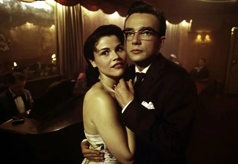 伯尔尼的奇迹剧照1