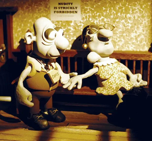 裸体哈维闯人生剧照3