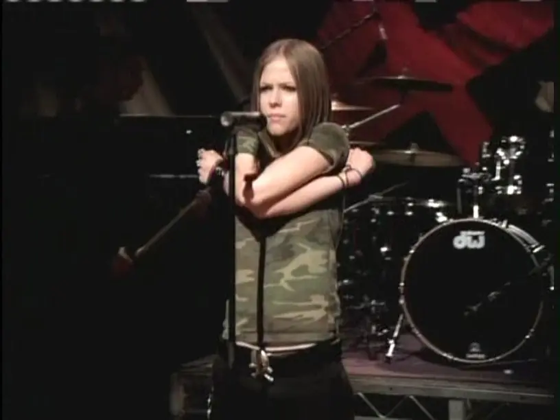Avril Lavigne: My World剧照3