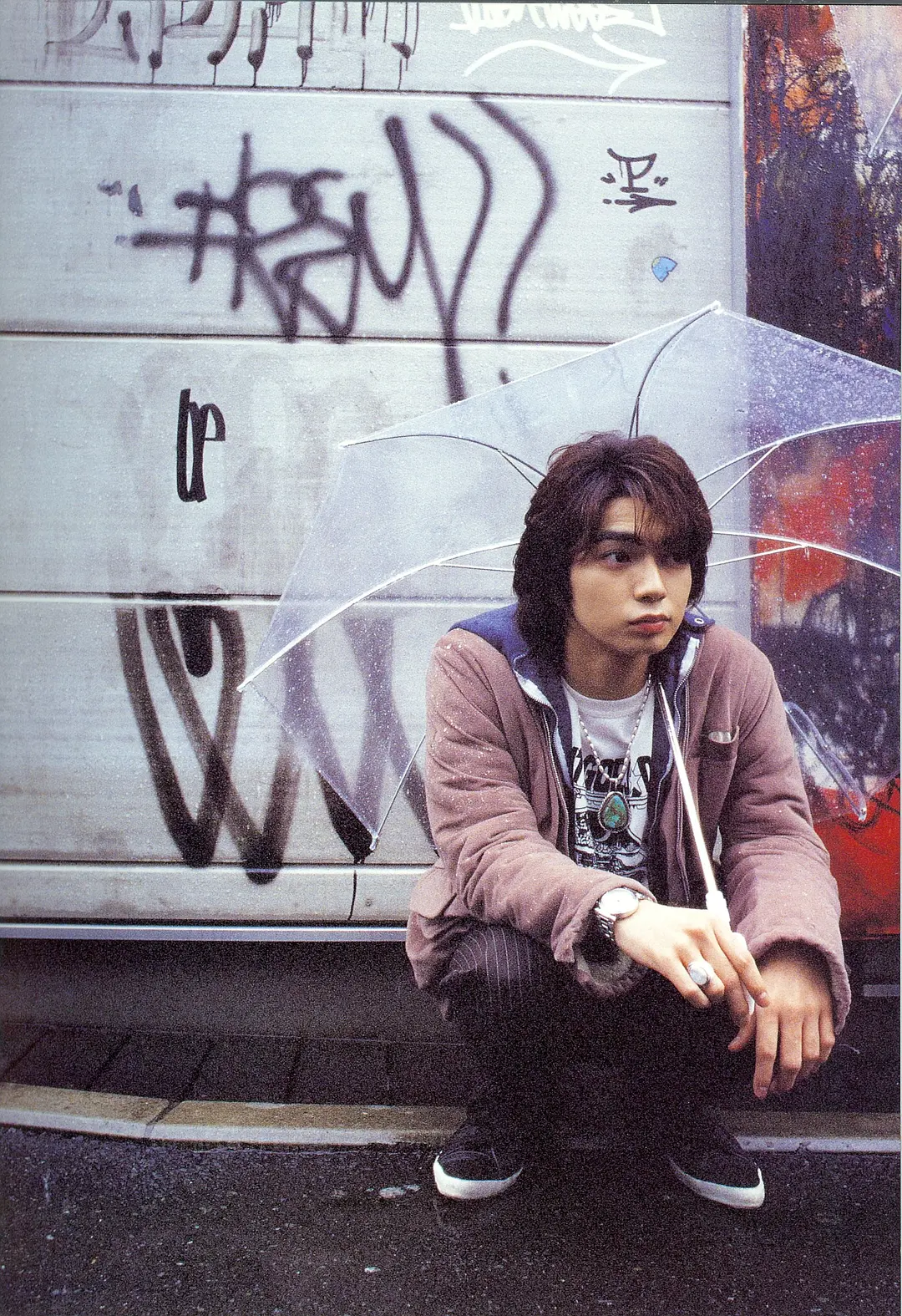 生活艰难所以快乐剧照1