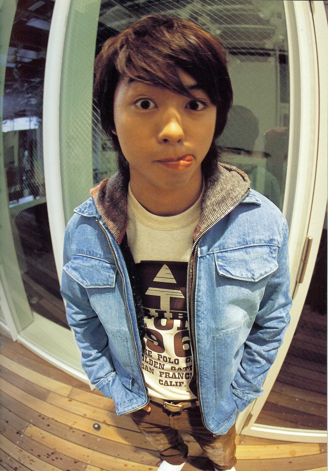 生活艰难所以快乐剧照2