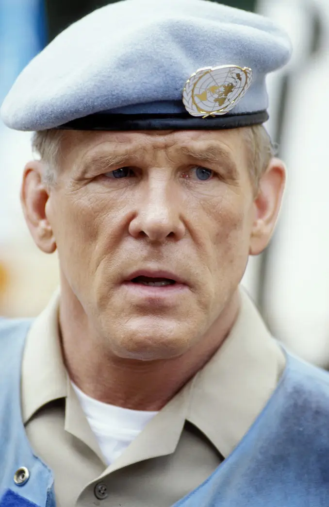 卢旺达饭店剧照2