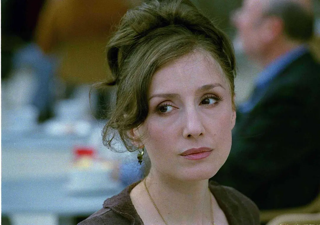 爱你如诗美丽剧照3