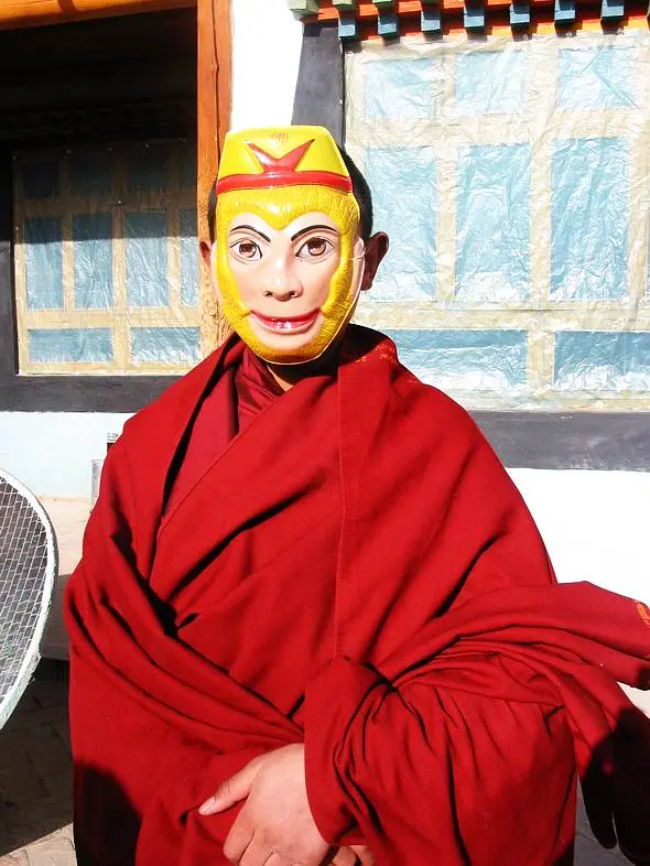 静静的嘛呢石剧照1