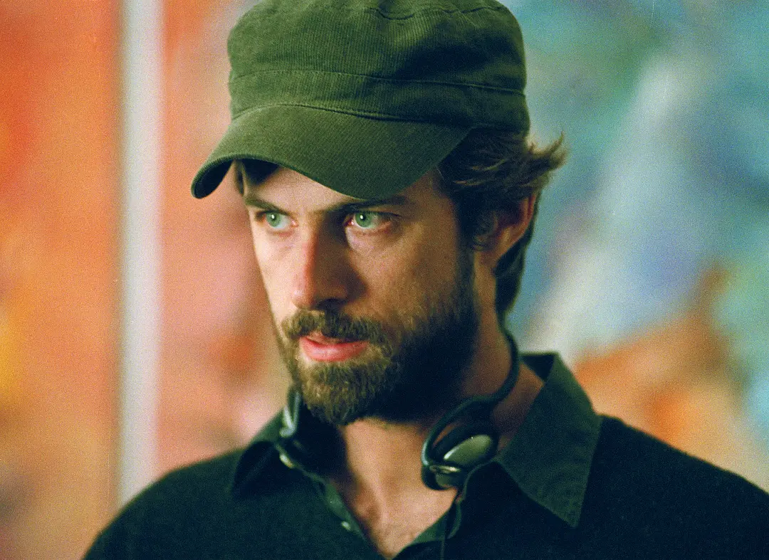 屋顶上的童年时光剧照3