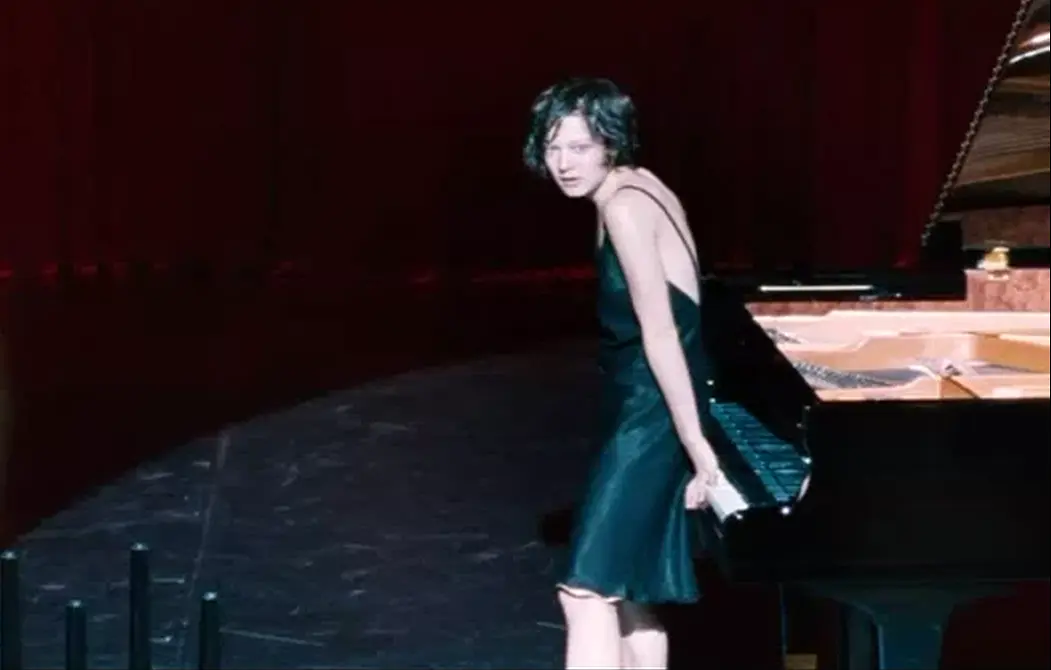 情键四分钟剧照2