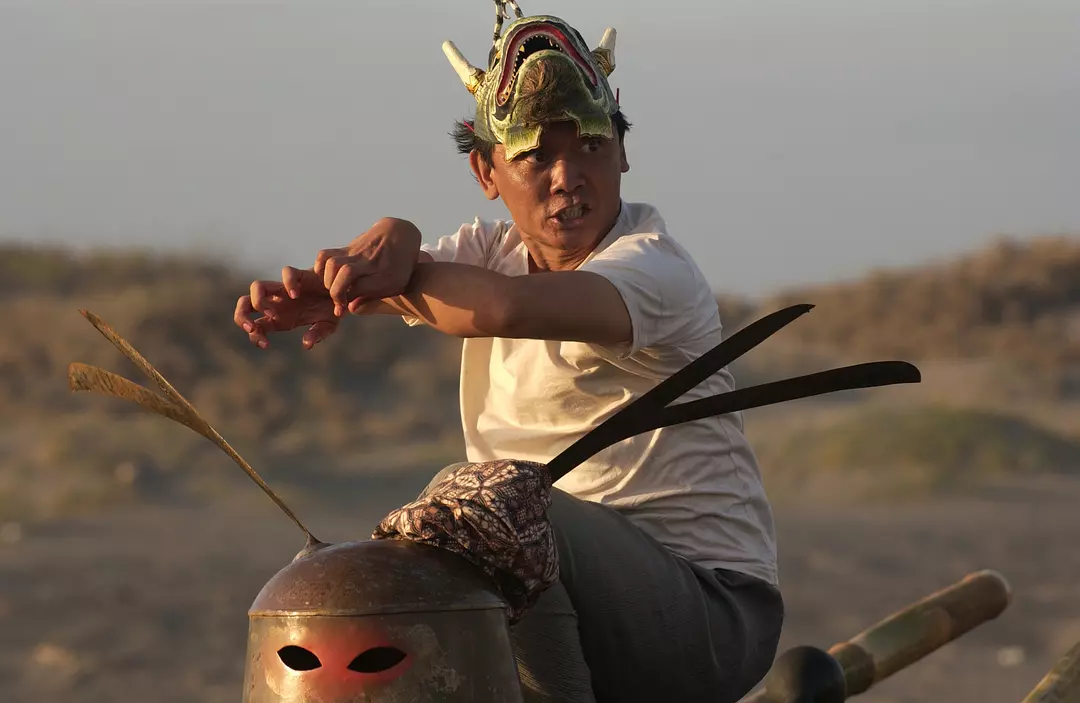 爪哇安魂曲剧照2