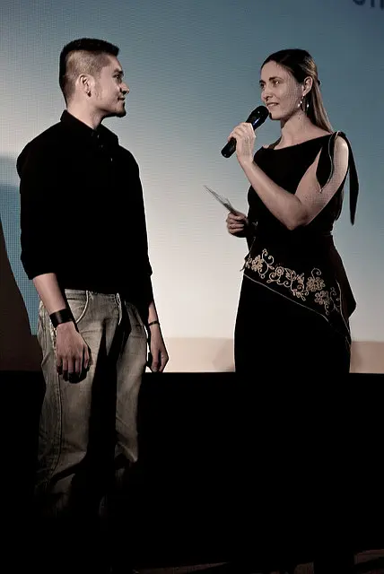 苍蝇一分钟的生命剧照3