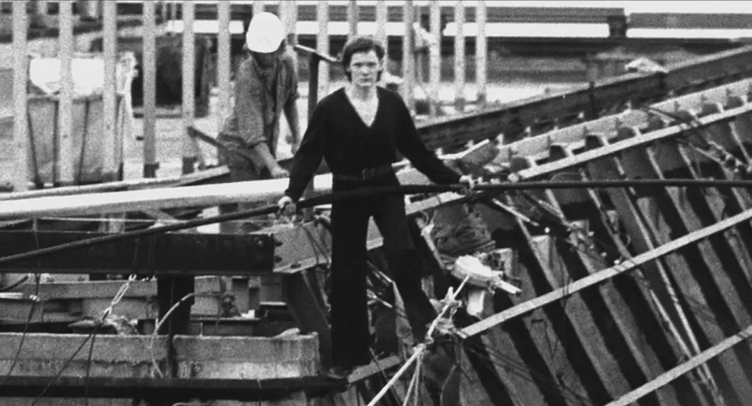 走钢丝的人剧照1