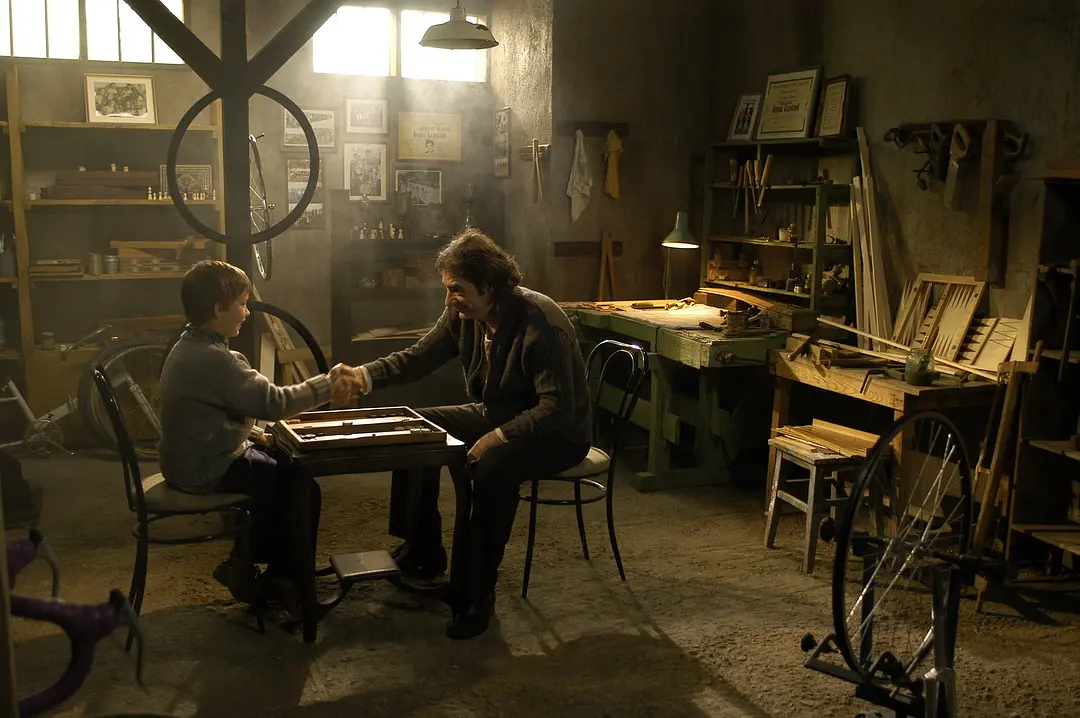 在世界转角遇见爱剧照3