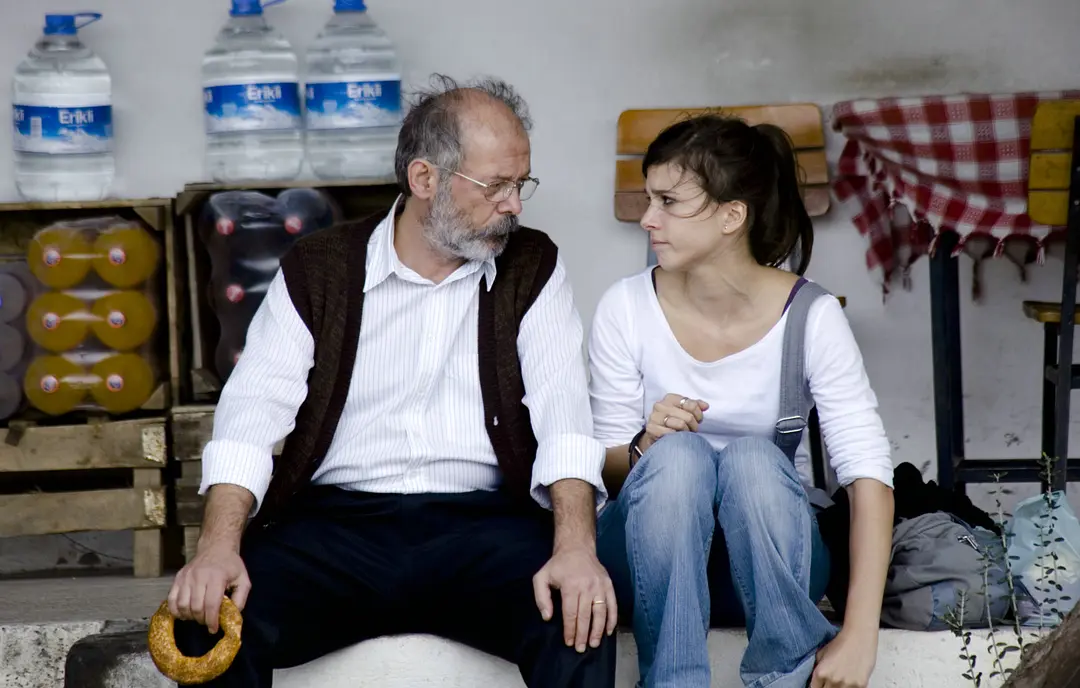 阿曼尼亚：欢迎来到德国剧照1