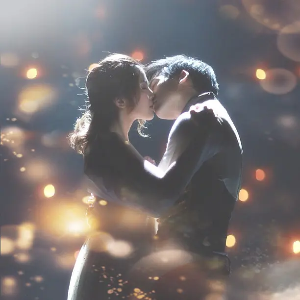 爱·触摸·心剧照2