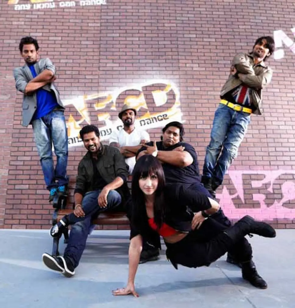 人人皆舞者剧照1