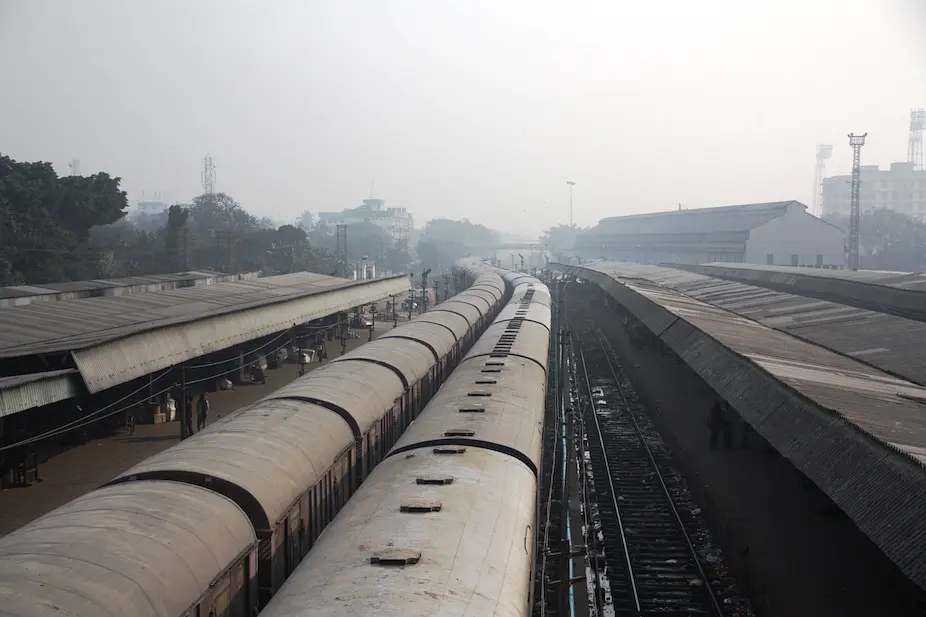 边界移动两百年剧照2