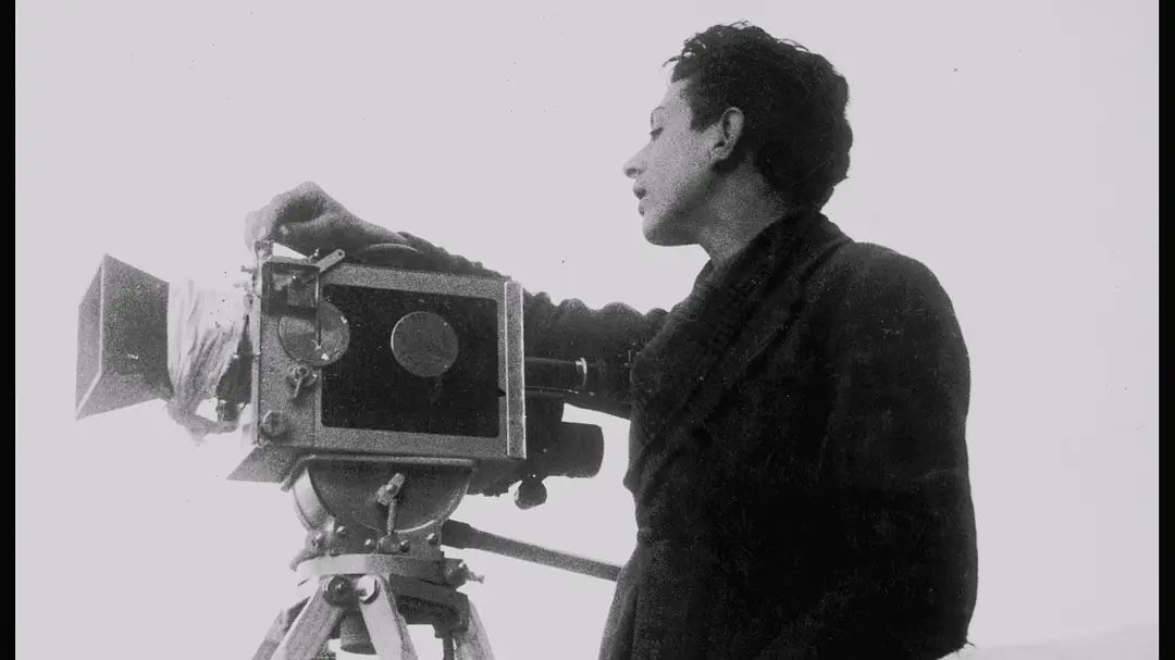 水与糖：摄影家卡洛·迪·帕尔马的生活与色彩剧照1