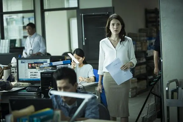 目击者之追凶剧照2