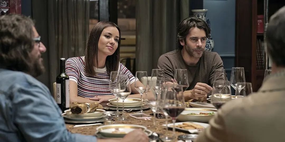 完美陌生人(西班牙版)剧照1