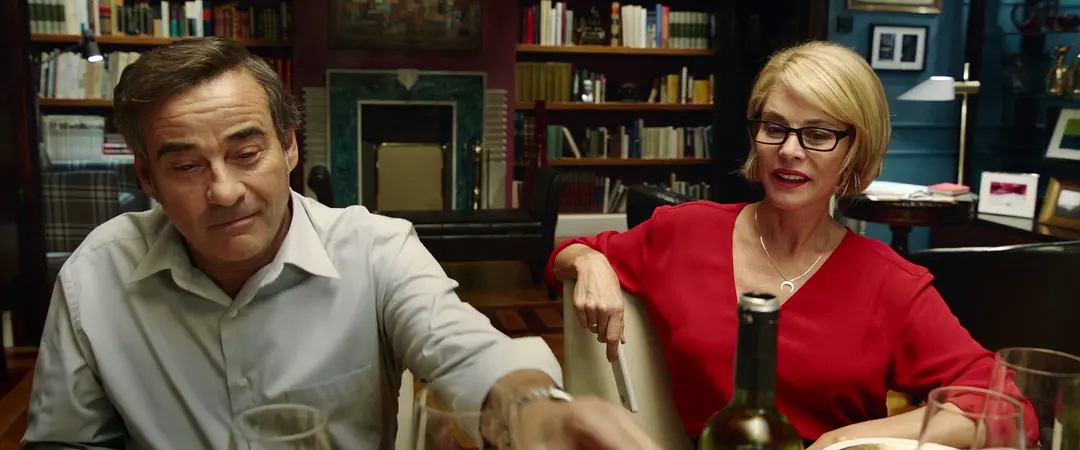 完美陌生人(西班牙版)剧照3