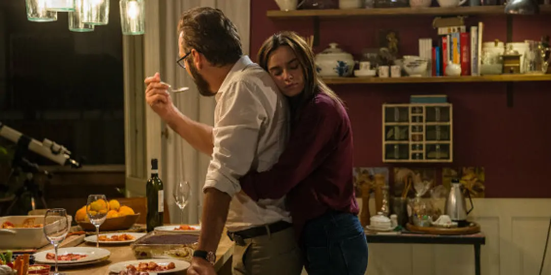 完美陌生人剧照3