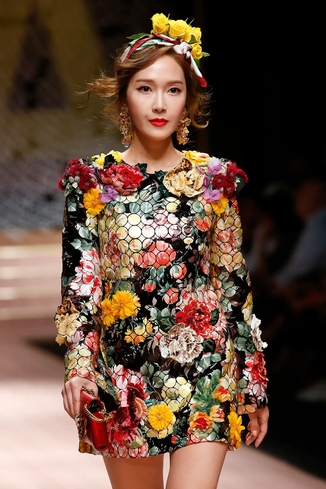 杜嘉班纳2019春夏女装秀剧照2