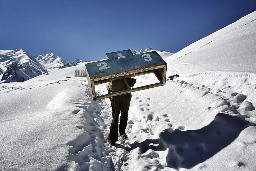 阳光普照之处剧照1