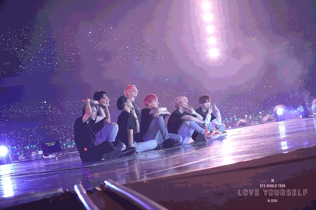 爱自己世界巡回演唱会剧照3