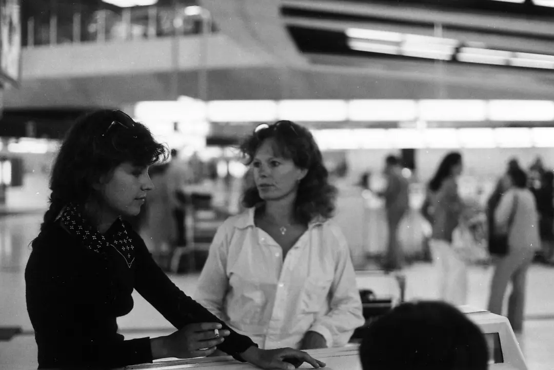 德菲因与卡罗尔：反叛缪斯剧照3