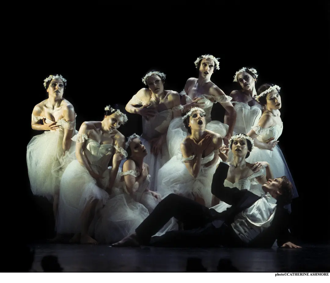 英国皇家歌剧院：浮士德剧照1