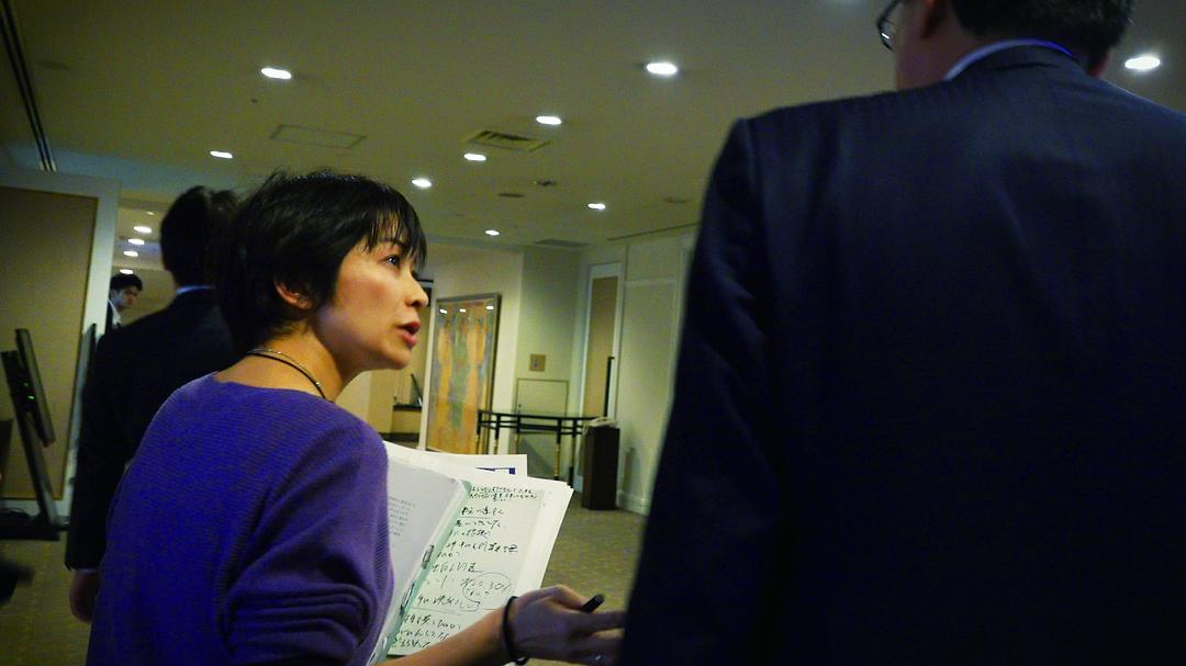 i-新闻记者剧照1