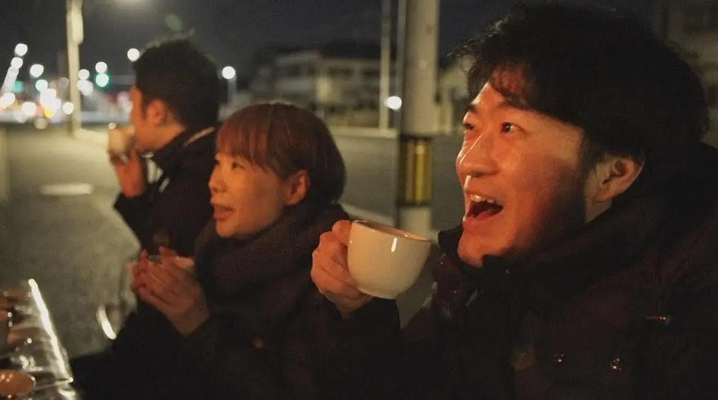 纪实72小时 小小露天咖啡店 一千零一夜物语剧照2