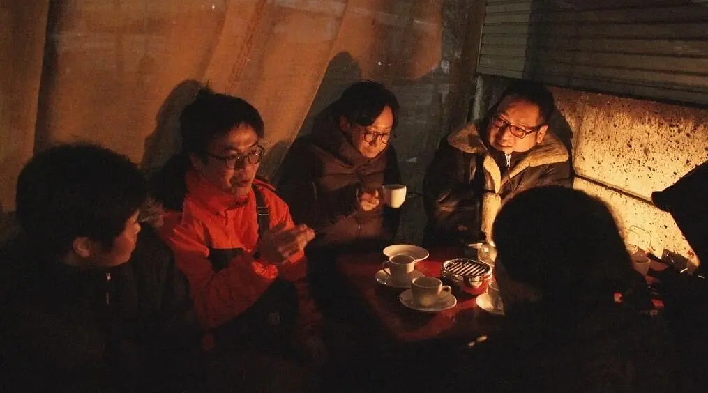 纪实72小时 小小露天咖啡店 一千零一夜物语剧照3