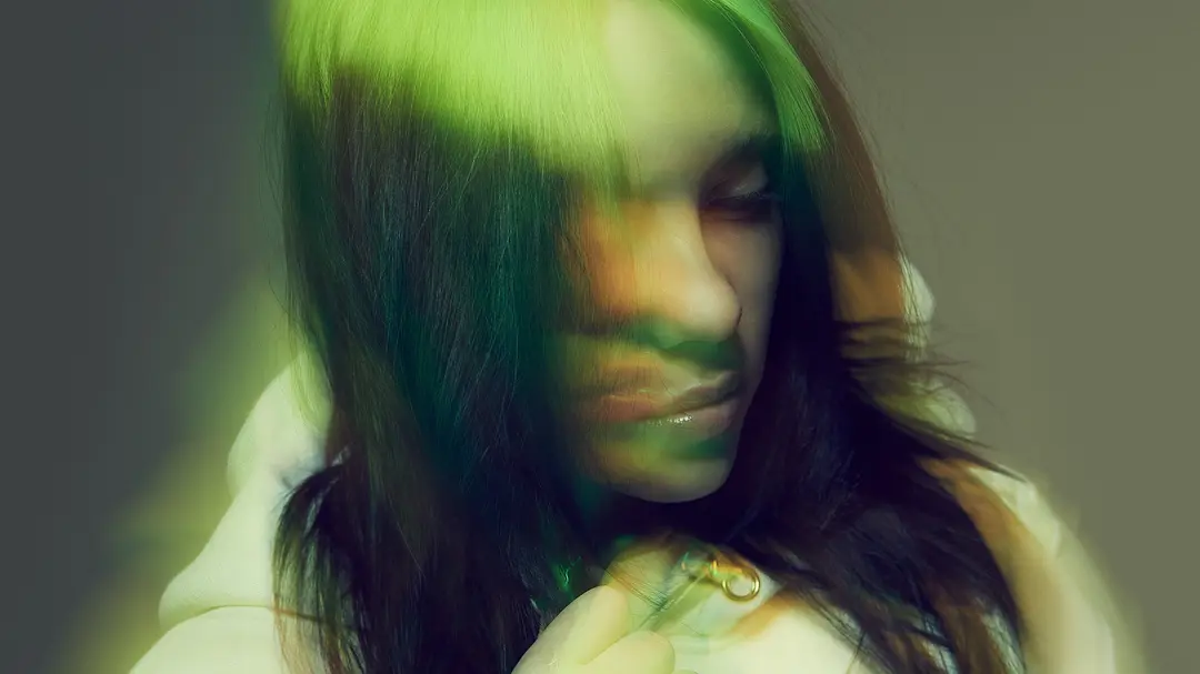 碧丽·艾莉许：模糊世界剧照1