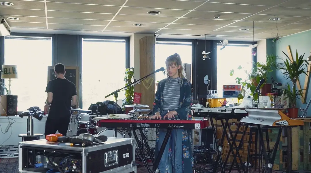 比利时小天后安琪儿：成名之路剧照3