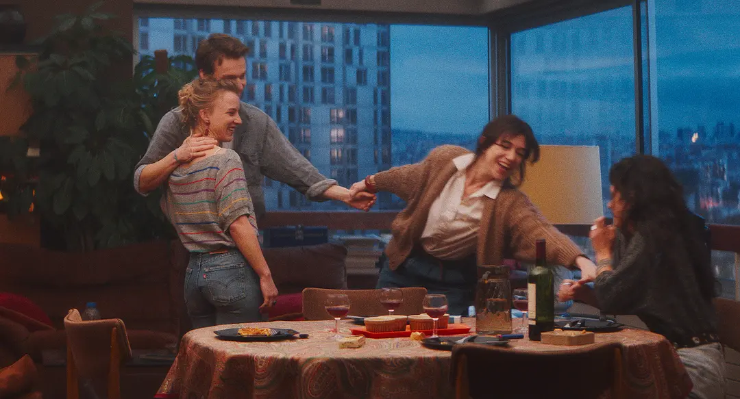 巴黎夜旅人剧照2