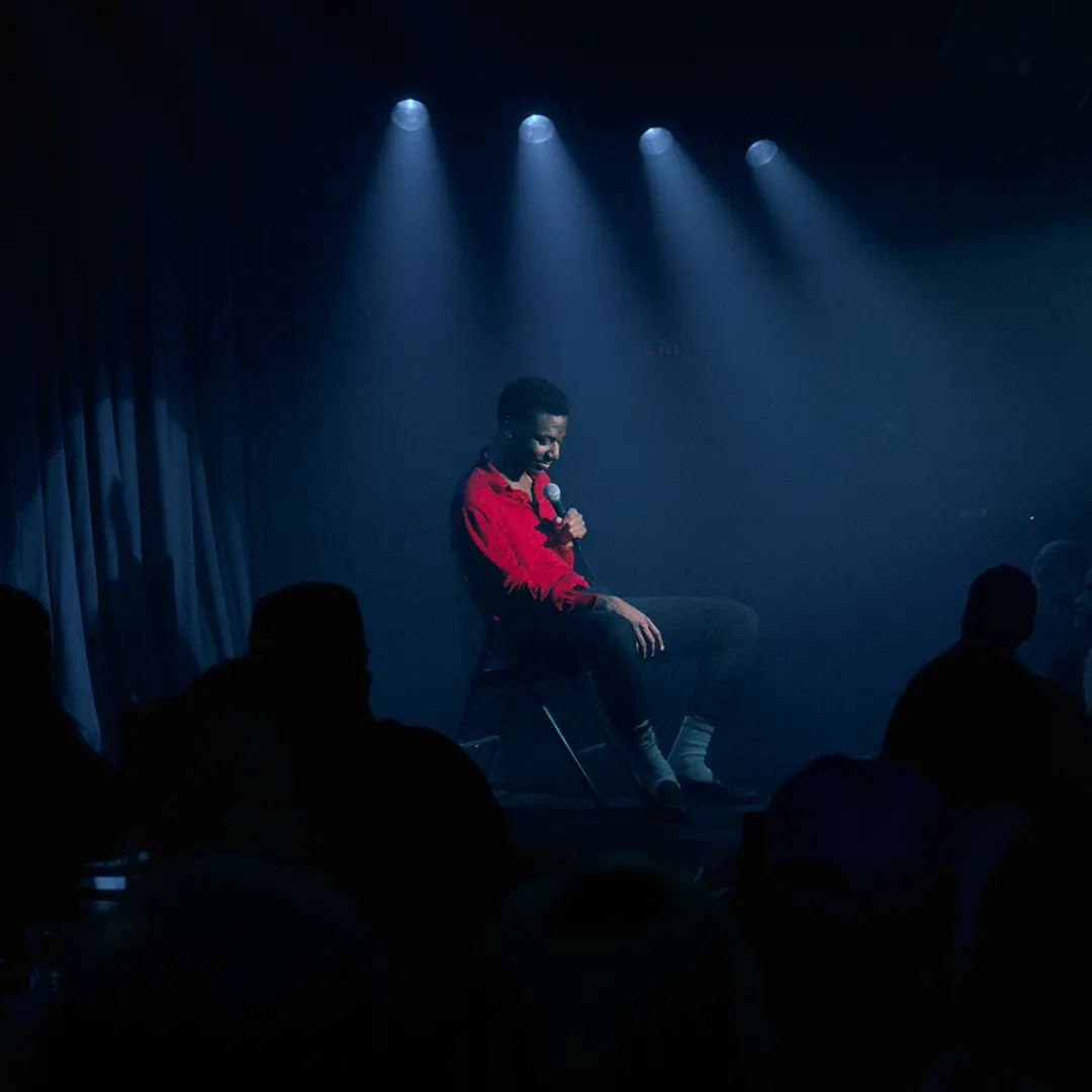 杰洛德·卡尔迈克：罗撒尼埃尔剧照1