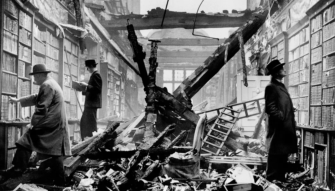 政变的配乐剧照2