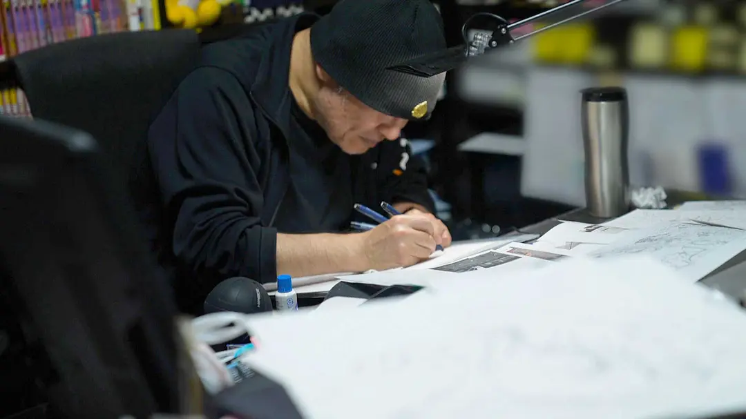 职业人的作风：漫画家青山刚昌剧照2