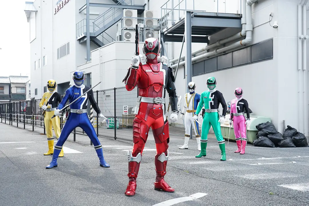 特搜战队刑事连者 20th Fireball Booster剧照1