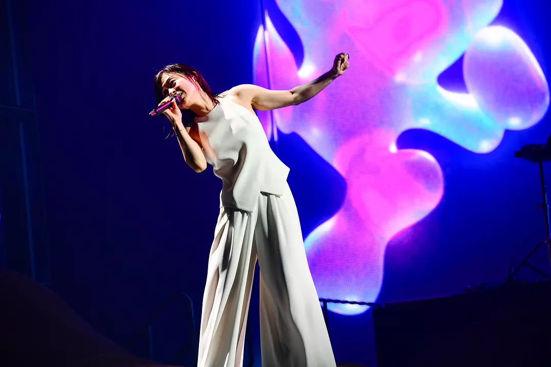 宇多田光SCIENCE FICTION 2024巡回演唱会剧照1