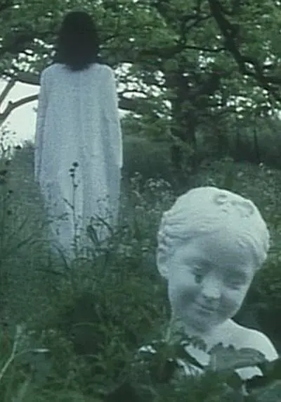 传说在下午,有时会遇到吸血鬼.剧照1