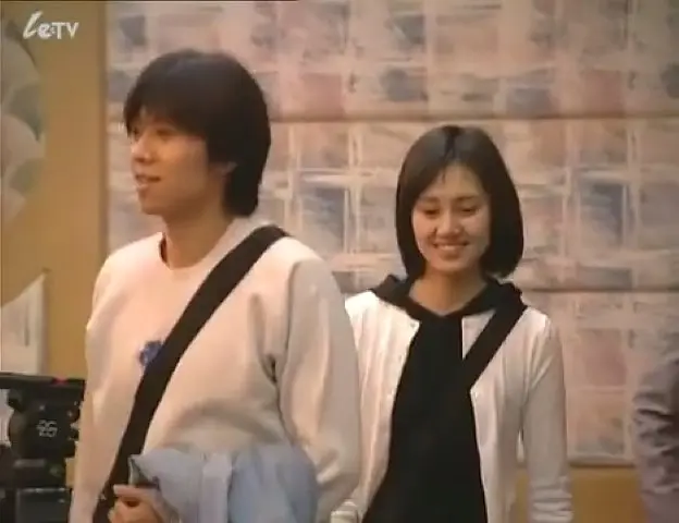 2000年冯小刚的一天剧照1