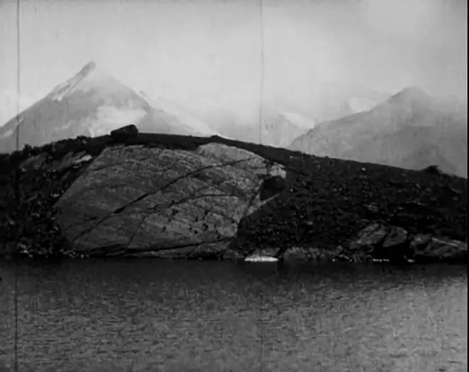 马洛亚的云剧照3