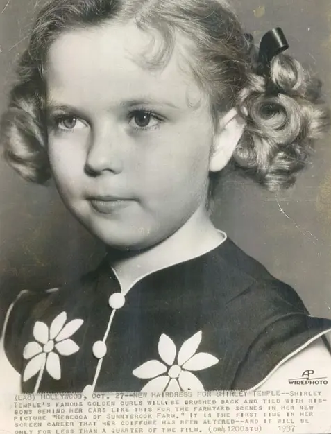 太阳溪农场的丽贝卡剧照2